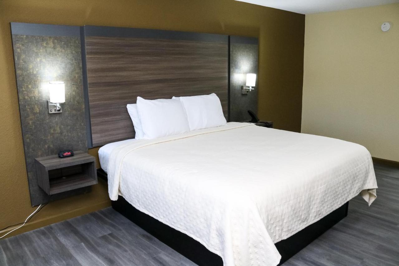 Rodeway Inn Phenix City Exterior foto
