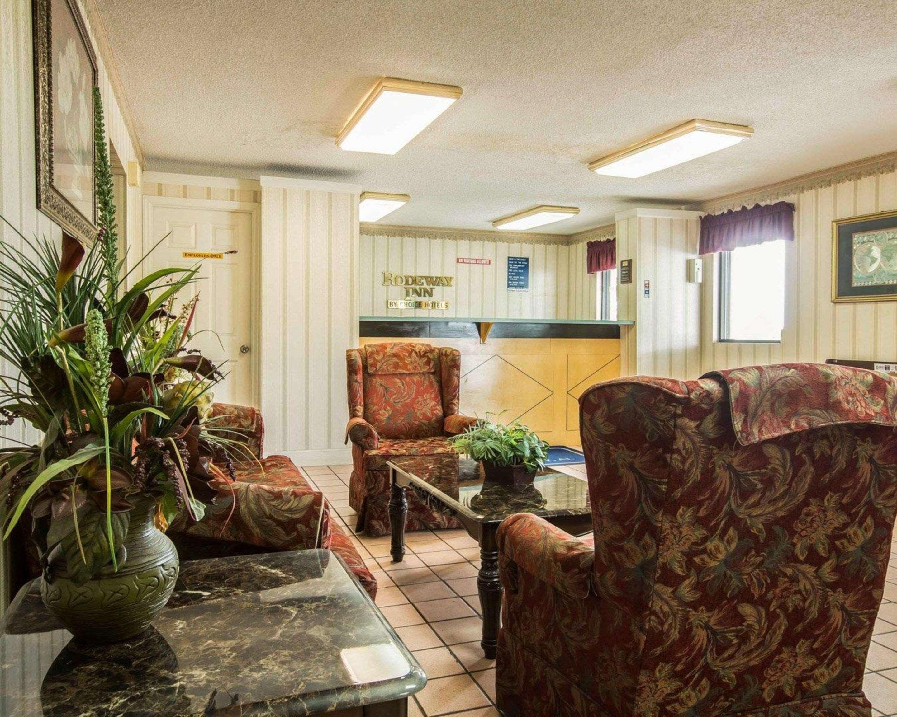 Rodeway Inn Phenix City Exterior foto
