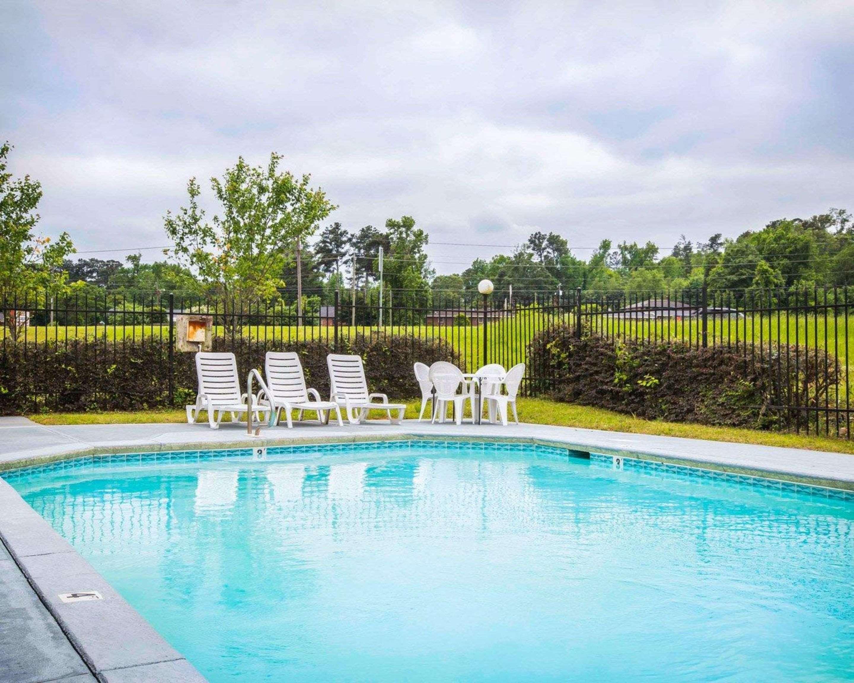 Rodeway Inn Phenix City Exterior foto
